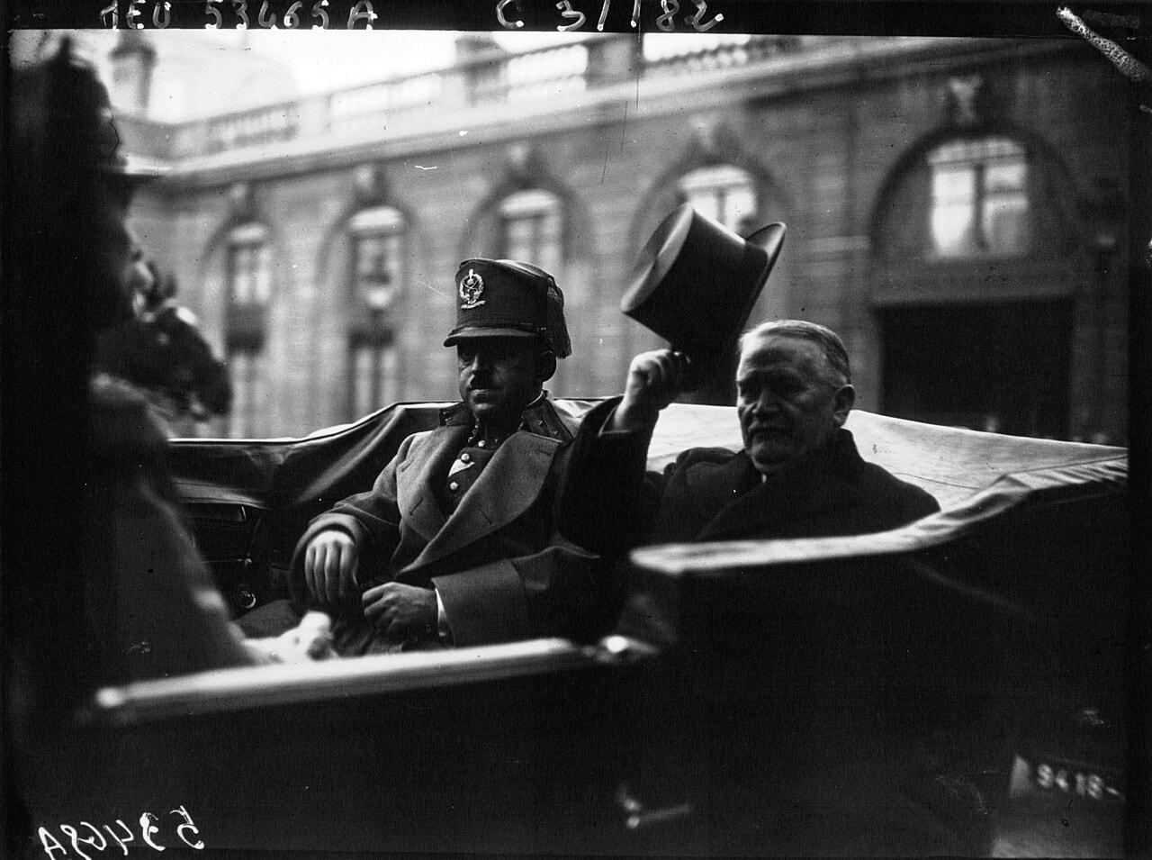 King Amanullah and the French president leaving the Elysée palace in Paris.