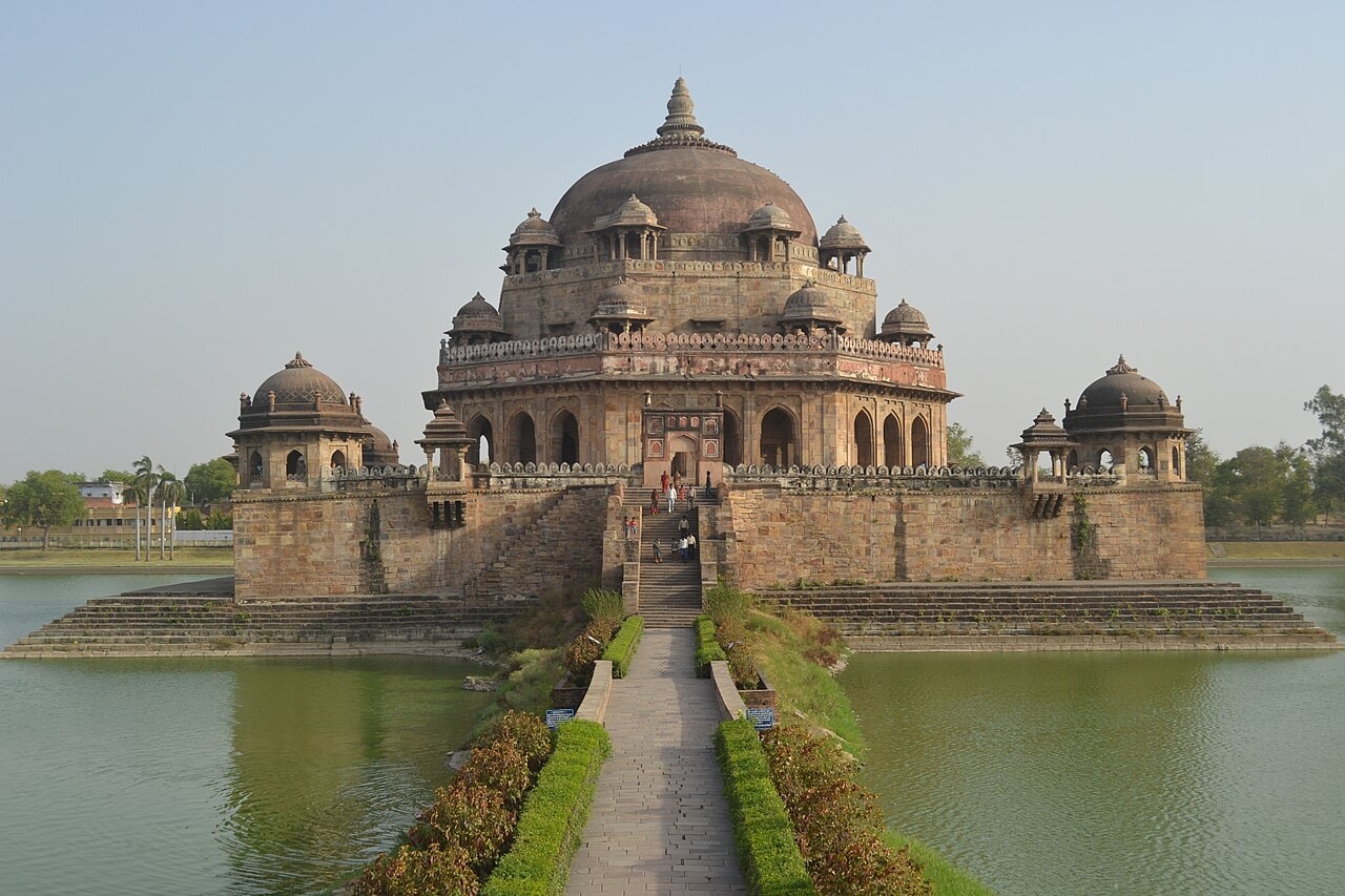 The sandstone tomb of Sher Shah Suri rising from a lake at Sasaram.