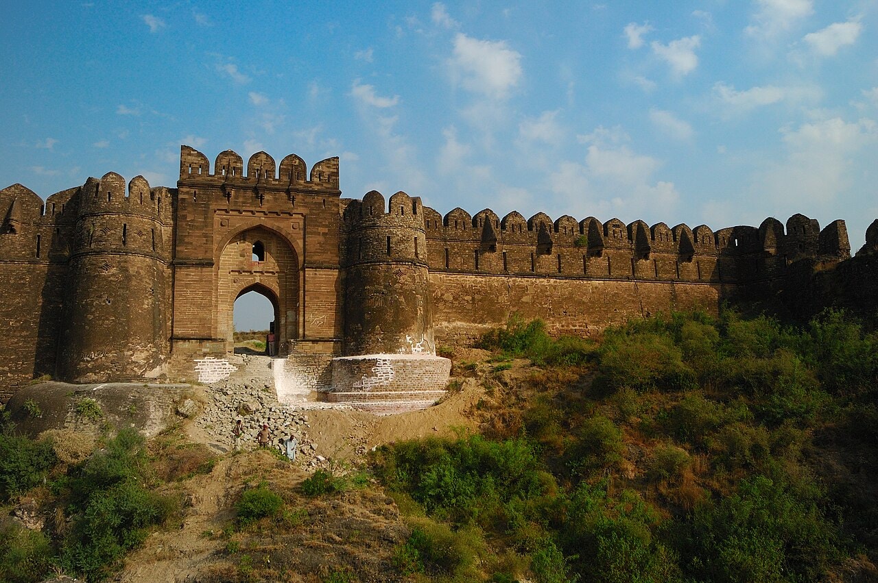 The stone Kabuli Gate of Rohtas Fort with its battlements.