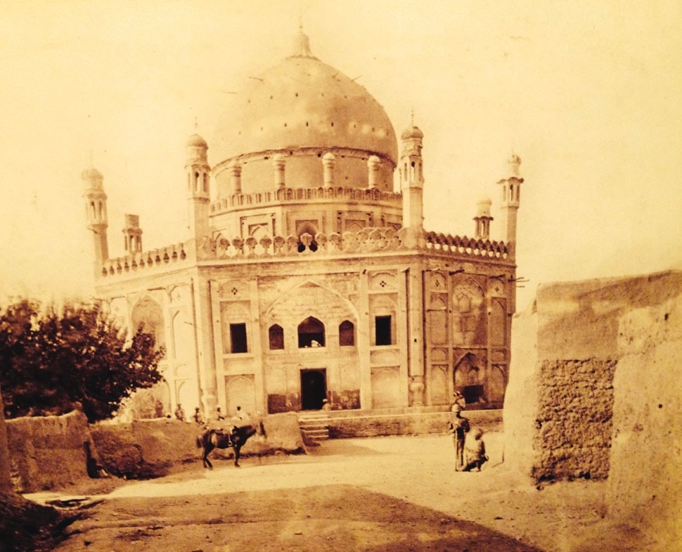 A photograph of the entrance to the tomb of Ahmad Shah Abdali in Kandahar.